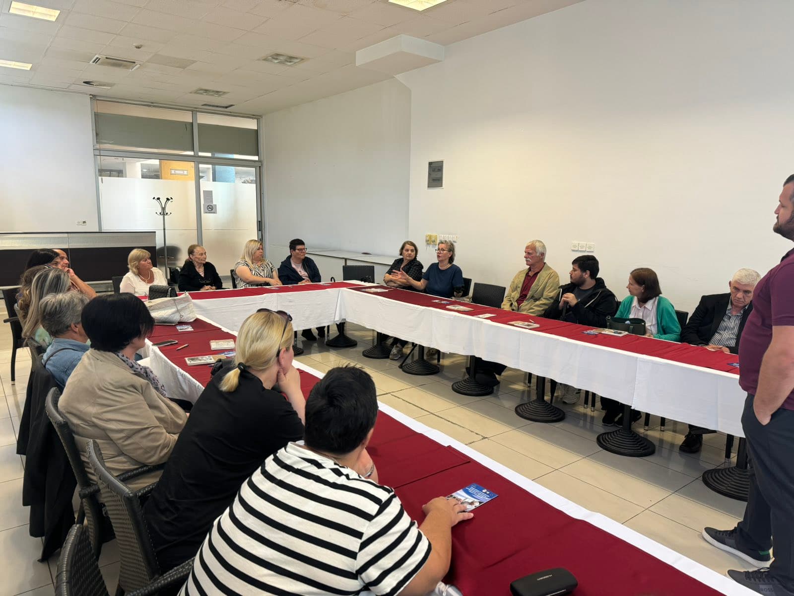 ODRŽAN PRVI TRENING ZA NEFORMALNE NJEGOVATELJE